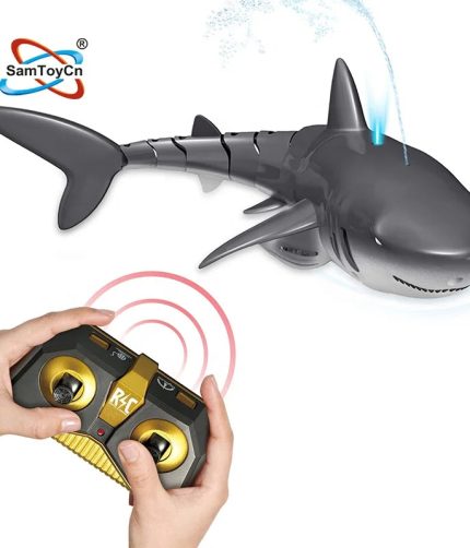 Samtoy 2.4G Remote Control Toys Spray Water Waterproof Electric Simulation Swim Toy Shark RC Boat RC Shark Toys